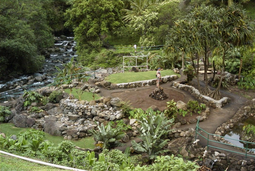 Iao needle gardens